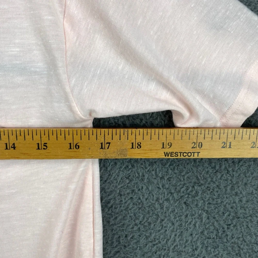 The North Face Womens Shirt XS Pink Short Sleeve Pocket Standard Fit Tee NWT - Picture 4 of 8